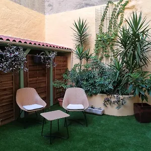 https://hotel-jaures.fr-provencehotel.com